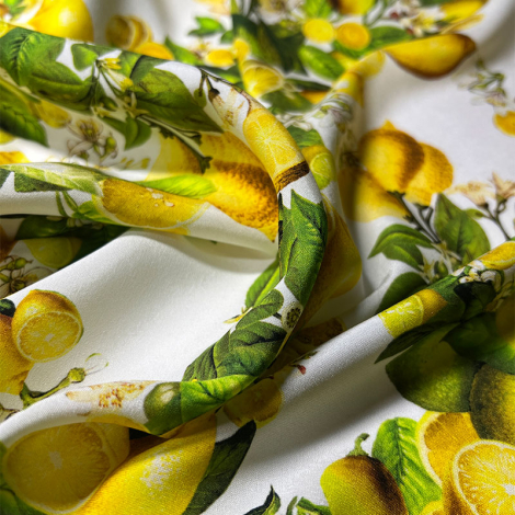 ШЁЛК СТРЕЙЧ