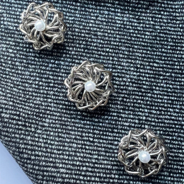 ВОВНА ТВІД ДВОСТОРОНІЙ